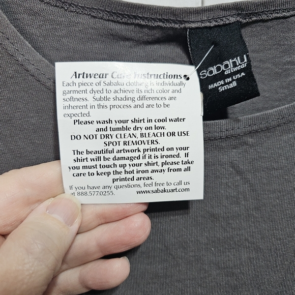 NWT Sabaku Wearable Art Gray Bird Fetish Necklace Print Shirt Sz Small USA Made. - Picture 8 of 10